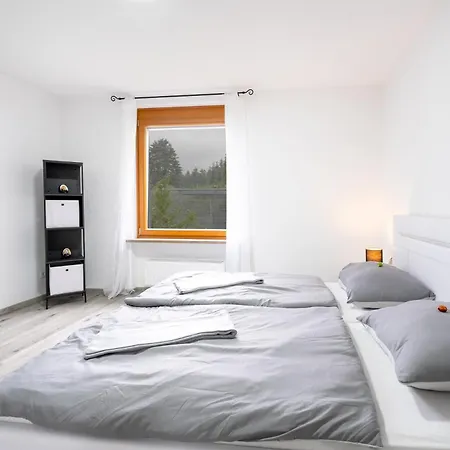 Wunderschoene Ferienwohnung Villach Exterior foto
