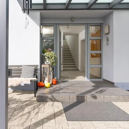 Wunderschoene Ferienwohnung Villach Exterior foto